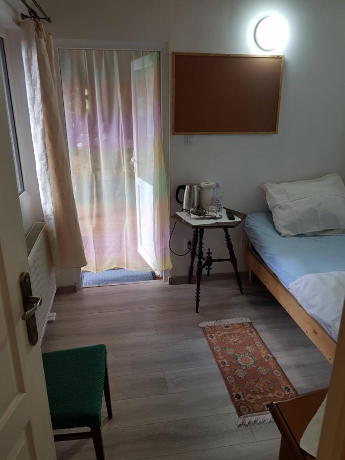 Hompot Accommodation 데바 외부 사진
