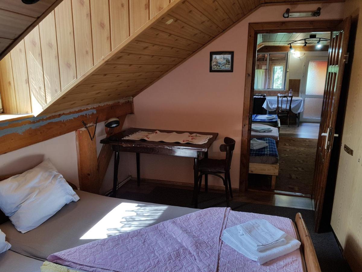Hompot Accommodation 데바 외부 사진