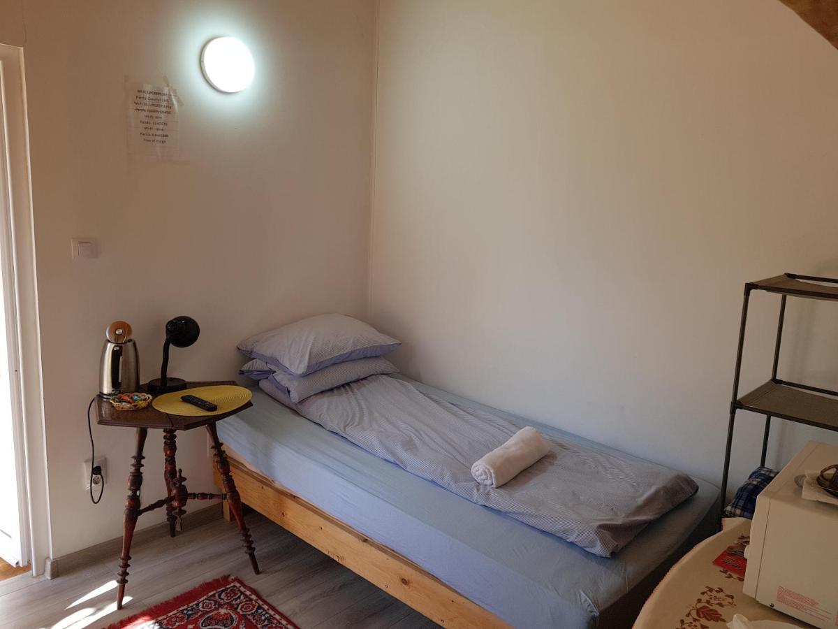 Hompot Accommodation 데바 외부 사진